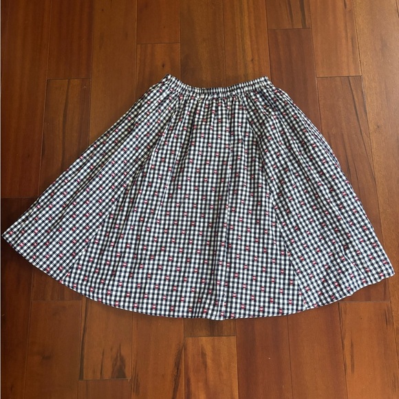 Anthropologie Black and White Patterned Midi Skirt - Picture 6 of 10
